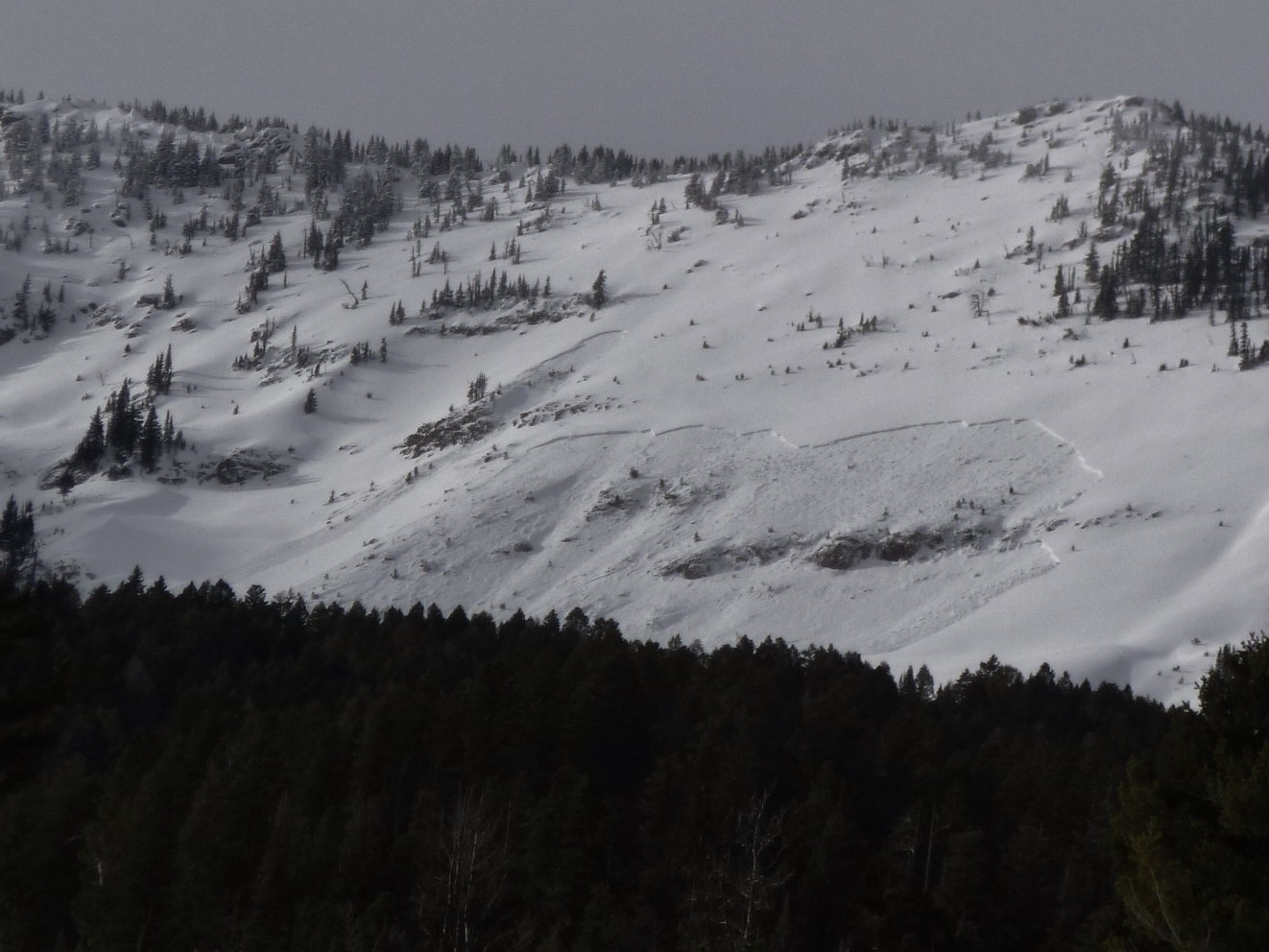 Avalanche north of Ross Peak